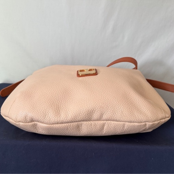 Valentina Cream and Brown Shoulder Bag - Picture 4 of 7